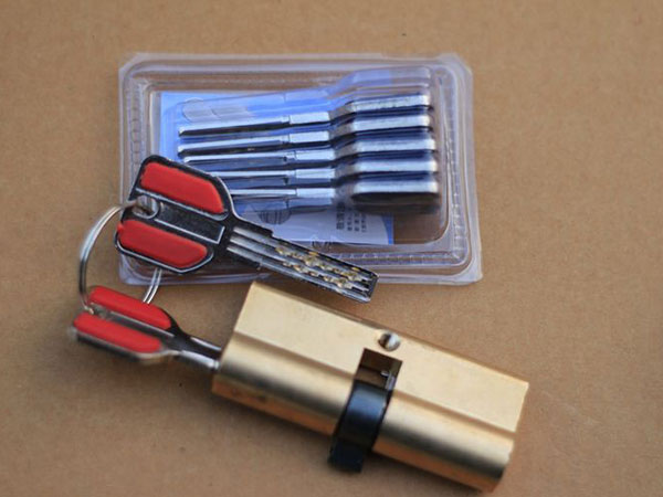 深圳市24小时上门开锁公司